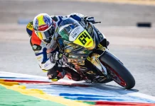 스즈키 GSX-8R, 영국 스포츠바이크 챔피언십 스럭스턴 더블 우승